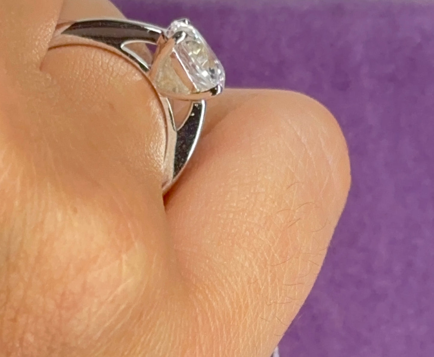 Moissanite solitaire