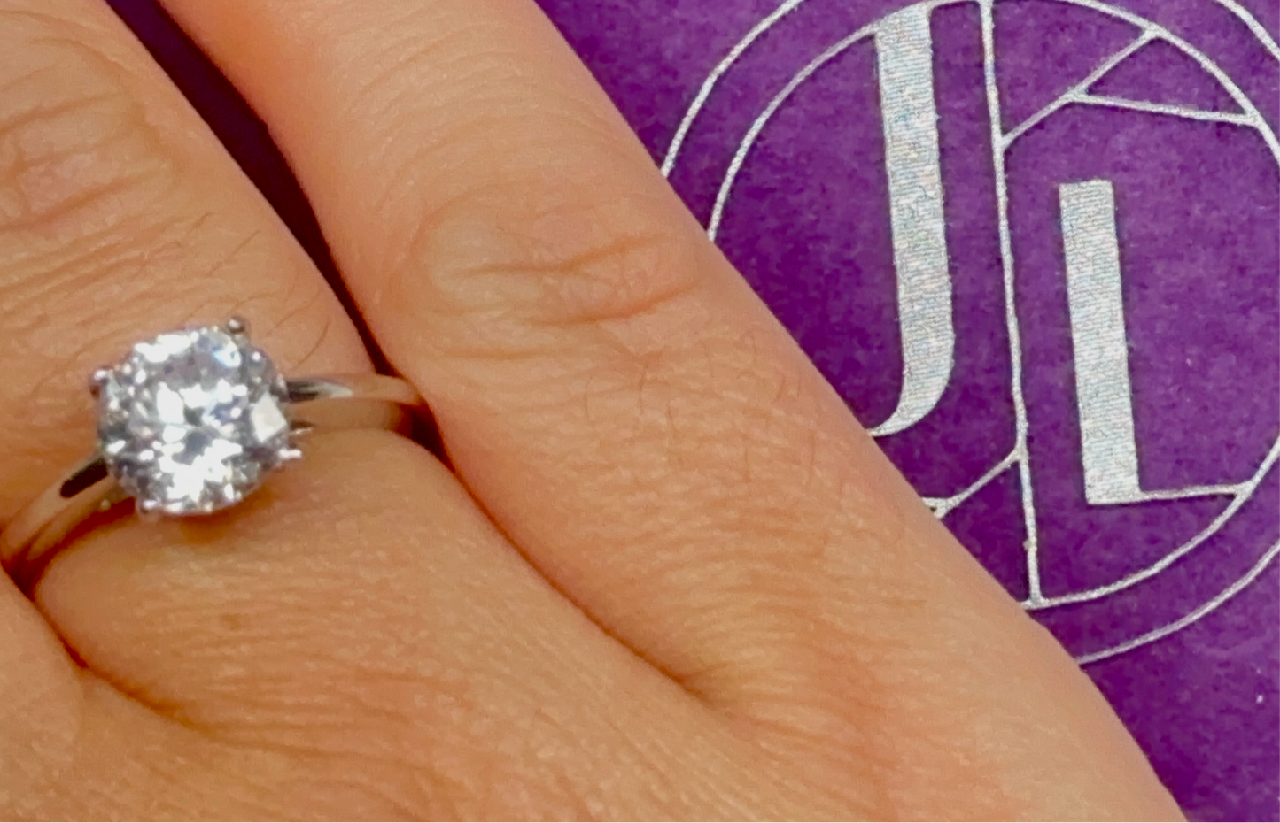 Moissanite solitaire